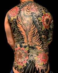 kailitos_way_duisburg_tattoo_backpiece_tiger_asia_ 2