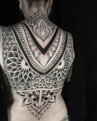 Mandala Mindhi Backpiece Vicky Duisburg Tattoo